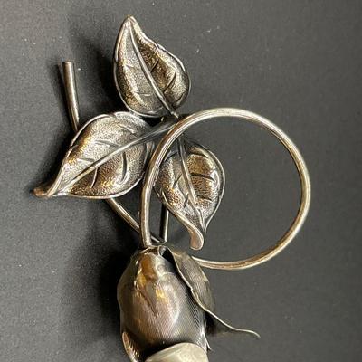 Beau Sterling brooch with 925 Mexico clip on earrings