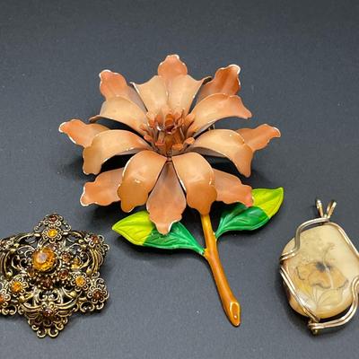 Vintage Brooches and pendant