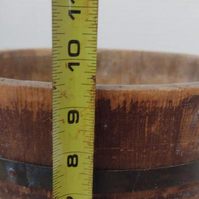 Shaker Style Staved Berry Bucket with Handle and Lid