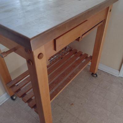 Le Gourmand Butcher Block Top Kitchen Island on Casters- Approx 36" x 24" x 36" Tall