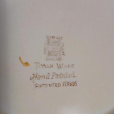 Sale Photo Thumbnail #47: Very good condition! (1) 15" Platter, (3) 12 1/2" Platters, (8) 10" Plates, (4) 9" Plates, (8) 8 1/2" Octagonal Plates, (10) 7" Plates, (6) 8" Bowls, (8) 6 1/2" Bowls, (4) 6" Bread Plates, (4) 5" demitasse saucers, (1) 6 3/4" Saucer, (1) 5" Sugar w/Lid, (