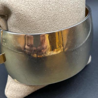 White and gold tone hinge bracelets