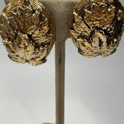 Humpback whale signed pendant and more gold tone jewelry