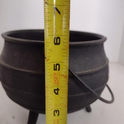 Small Cast Iron Tri-Footed Cauldron with Handle- Approx 6 1/2" in Diameter