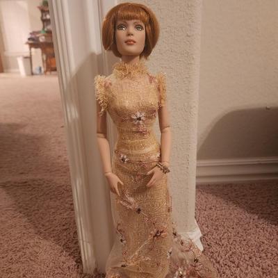 2007 Tonner Doll Co. Autumn Gold