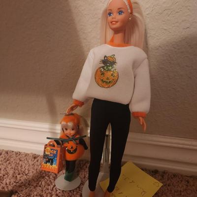1997 Happy Halloween Collection Barbie and Kelly