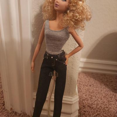 2011 Barbie Basics Black Label Model #3
