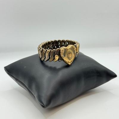 LOT 162: Antique Sweetheart Expansion Bracelet