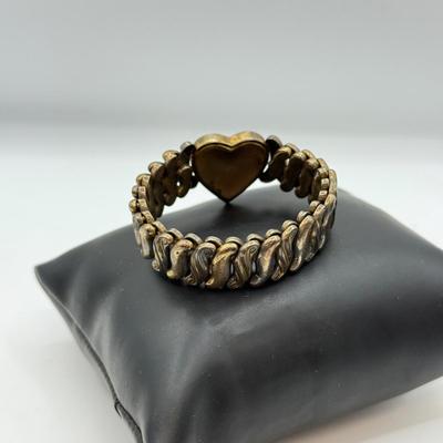 LOT 162: Antique Sweetheart Expansion Bracelet