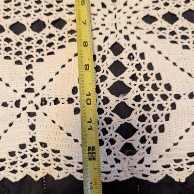 Vintage Doilie, Small Tablecloth