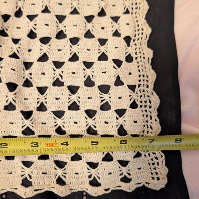 Vintage Doilie, Small Tablecloth