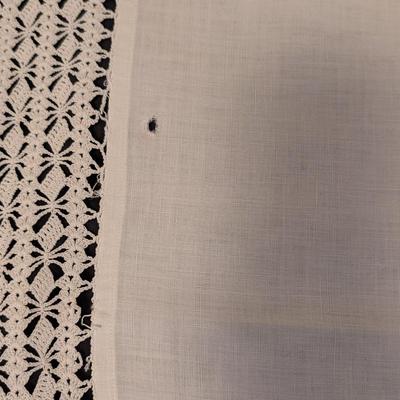 Vintage Crocheted apron, Doilies