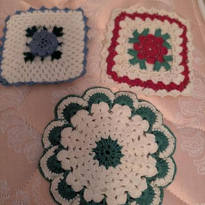 Vintage Crocheted apron, Doilies