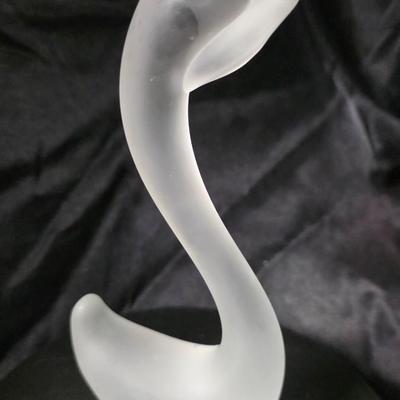 Vintage Frosted Art Glass Swan Figurine – Mid-Century Modern Style Decorative Sculpture