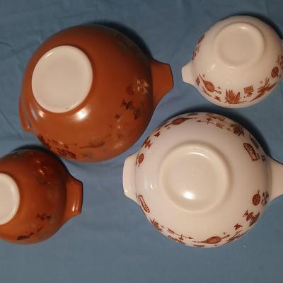 Sale Photo Thumbnail #476: Great used condition. Little wear to gold. No chips/cracks.