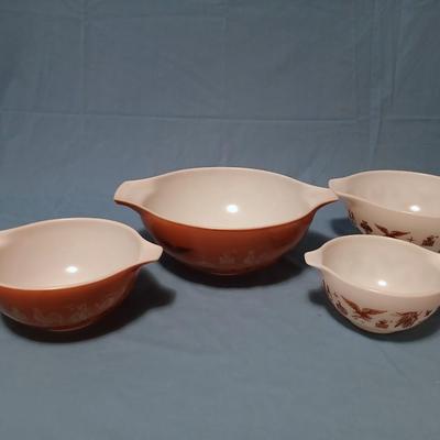 Sale Photo Thumbnail #475: Great used condition. Little wear to gold. No chips/cracks.