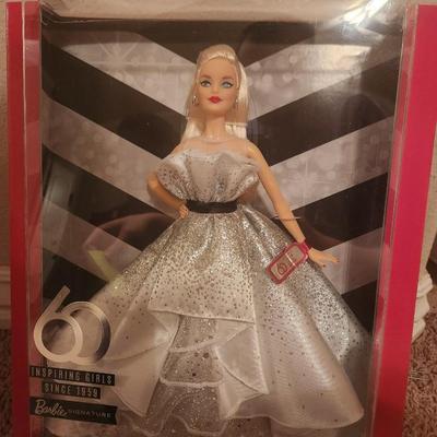 Barbie Signature 60th Anniversary