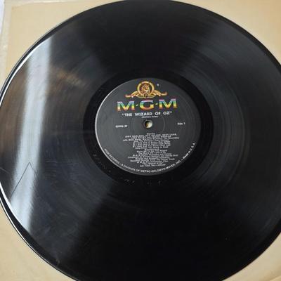 Vintage MGM “The Wizard of Oz” Original Motion Picture Soundtrack LP – Judy Garland – No Cover