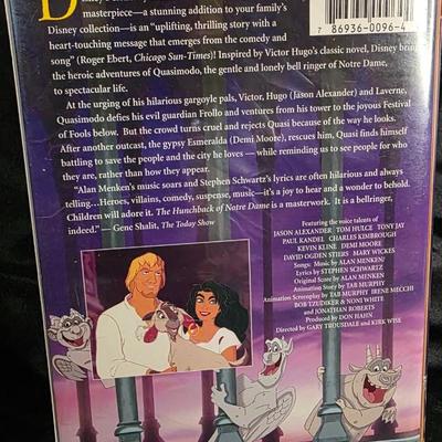 The Hunchback of Notre Dame VHS Tape - Vintage Walt Disney's Masterpiece Collection (1996)