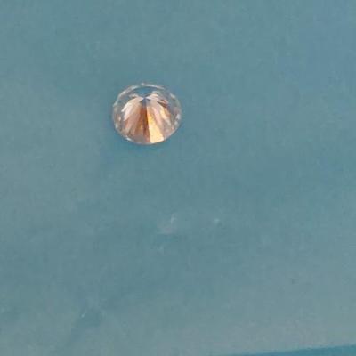 IGI CERTIFIED MOISSANITE 0.45 ct