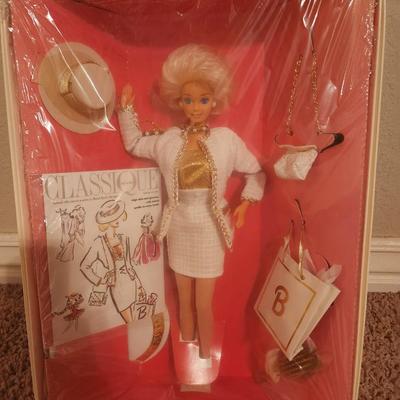 ClassiQue Collection City Style Barbie