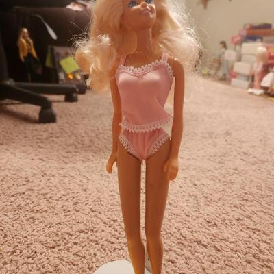 1989 Fun to Dress Barbie