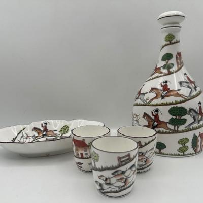 Crown Staffordshire Hunting Scene Bone China Decanter Set, England, 5 Pieces