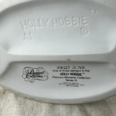 Sale Photo Thumbnail #223: Purple bohemian glass vase with small chip in rim, Resin camel 4 working music boxes, 1 Christmas snow globe.