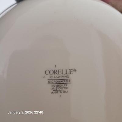 Sale Photo Thumbnail #181: Pealtzgtaff butter dish, Atlas 22 k gold leaf plate, corelle bowl, churchhill bowl etc, see photos, no cracks or chips