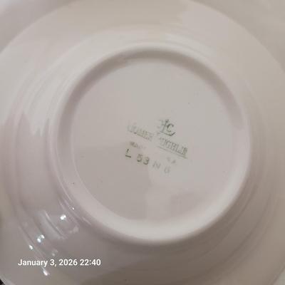 Sale Photo Thumbnail #179: Pealtzgtaff butter dish, Atlas 22 k gold leaf plate, corelle bowl, churchhill bowl etc, see photos, no cracks or chips