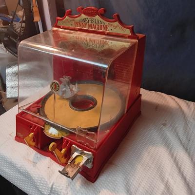 CONEY-ISLAND PENNY CRANE MACHINE BY REMCO