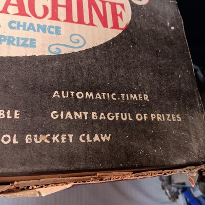 CONEY-ISLAND PENNY CRANE MACHINE BY REMCO