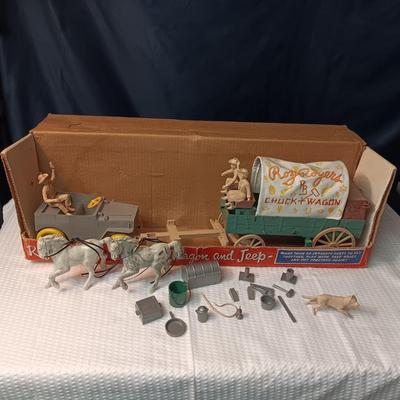 ROY ROGERS FIX-IT CHUCK WAGON AND JEEP TOY BY IDEAL IN GREAT SHAPE!