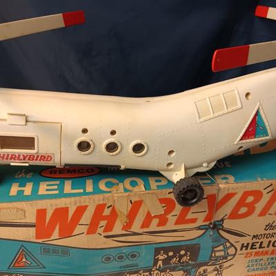 WORKING WHIRLYBIRD MOTORIZED RESCUE HELICOPTER 25 MAN ATTACK FORCE BY REMCO