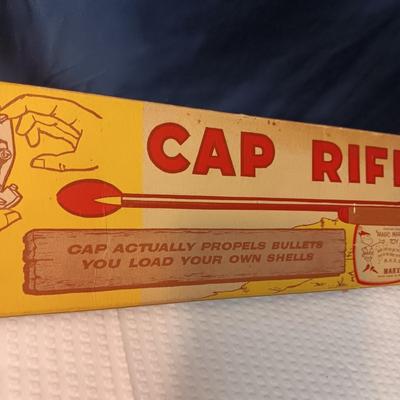 TOY BULLET SHOOTING CAP RIFLE BY MARX