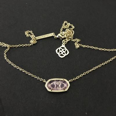 Beautiful Kendra Scott lavender gemstone necklace excellent condition