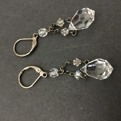 Beautiful Australian crystal dangle earrings