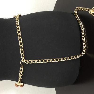 Vintage women’s gold tone chain waist belt