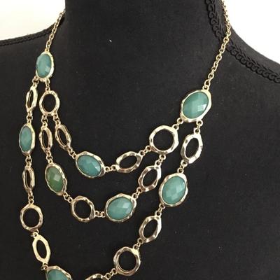 Beautiful vintage, goldtone statement, necklace