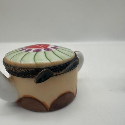 Pair of Limoges France Peint Main Miniature Porcelain Teapots with Hinged Lids
