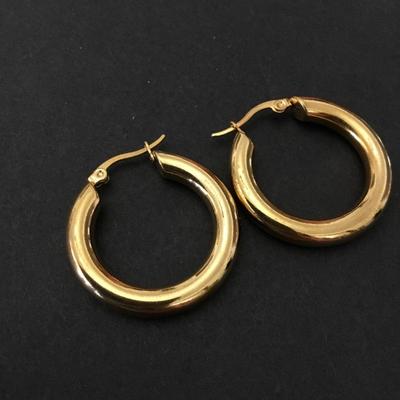 Beautiful, gold tone, hoop, earrings