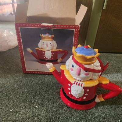 Fitz and Floyd Nutcracker teapot
