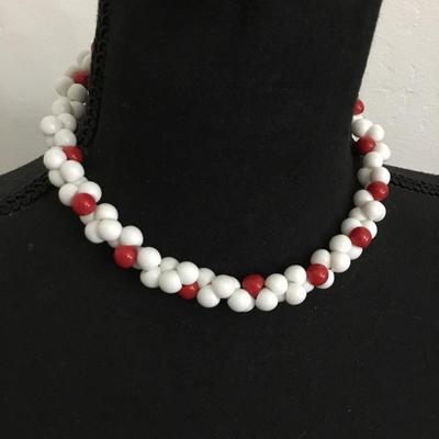 Cool vintage White and red bead nerd rope necklace