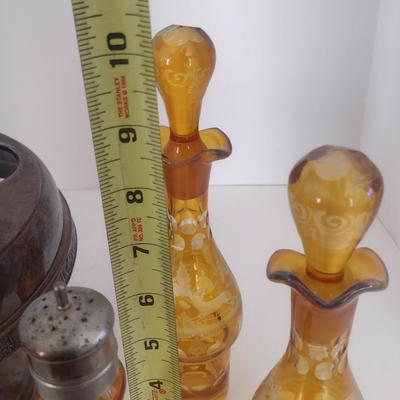 Vintage Rockford Silver Company Quadruple Plated Five Bottle Amber Glass Caster Cruet Set