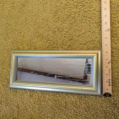 Lot of decorative mirrors