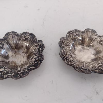 Pair of Reed & Barton Sterling Silver Bowls 104 grams