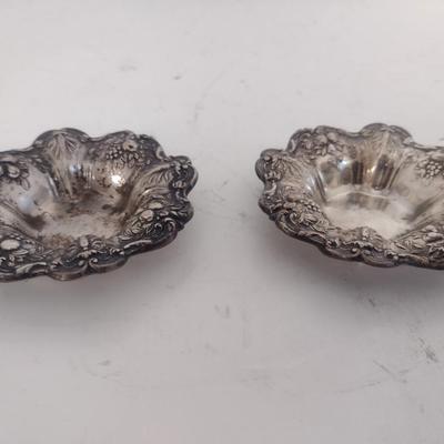 Pair of Reed & Barton Sterling Silver Bowls 104 grams