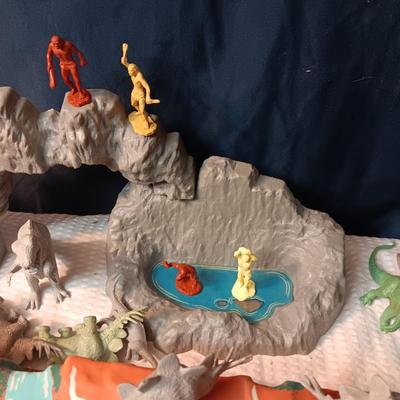 PREHISTORIC PLAYSET BY MARX (NO BOX)