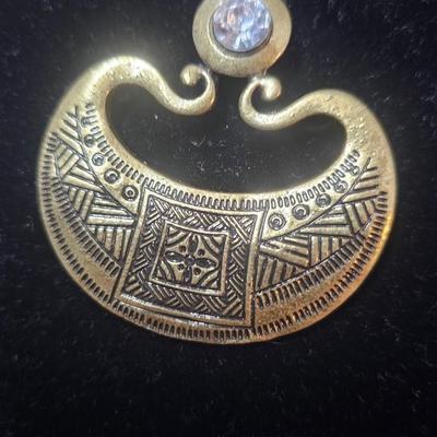 Vintage Gold-Tone Crescent Pendant with Clear Faceted Accent