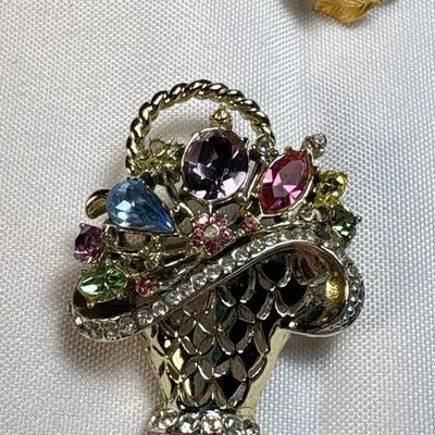 Sale Photo Thumbnail #223: See pics